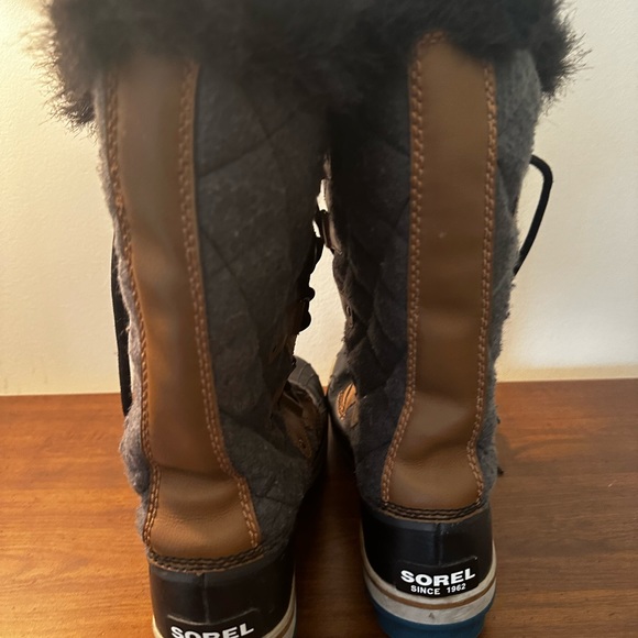 Women’s Sorel Joan of Artic Winter Boots size 10.5 - Picture 2 of 4
